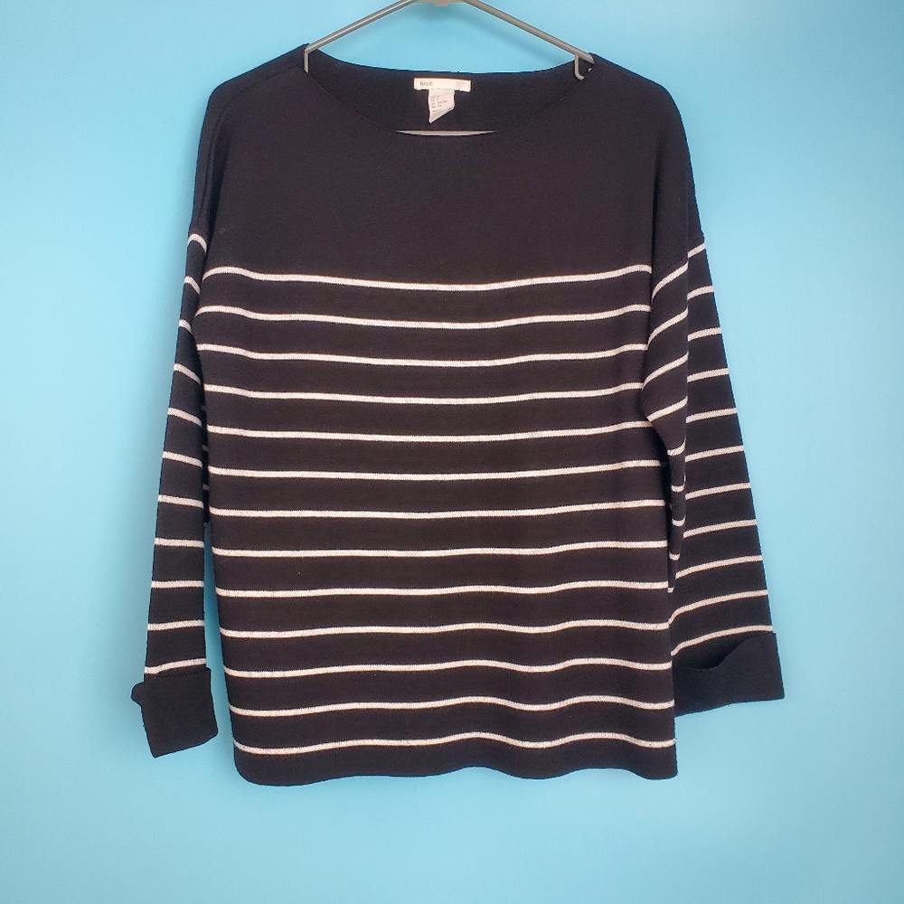 H&M Basic Sweater Size Small Black with White Striped Knit
